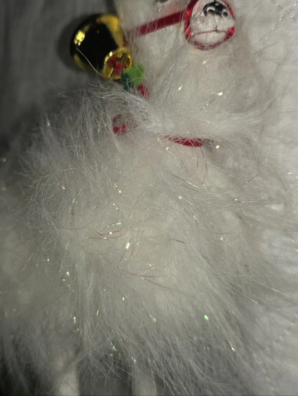 Barbie White Iridescent Feather Trim